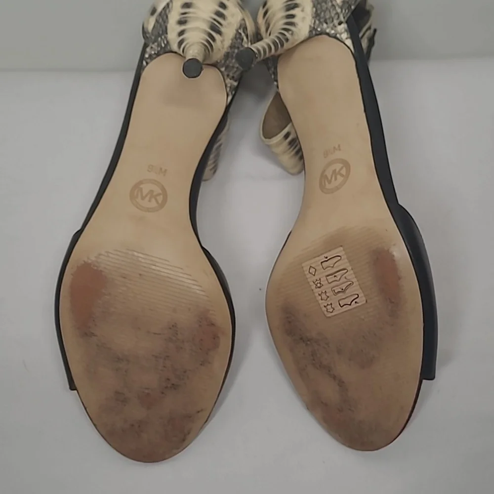 Michael Kors Women's Sandal - Picture 7 of 10